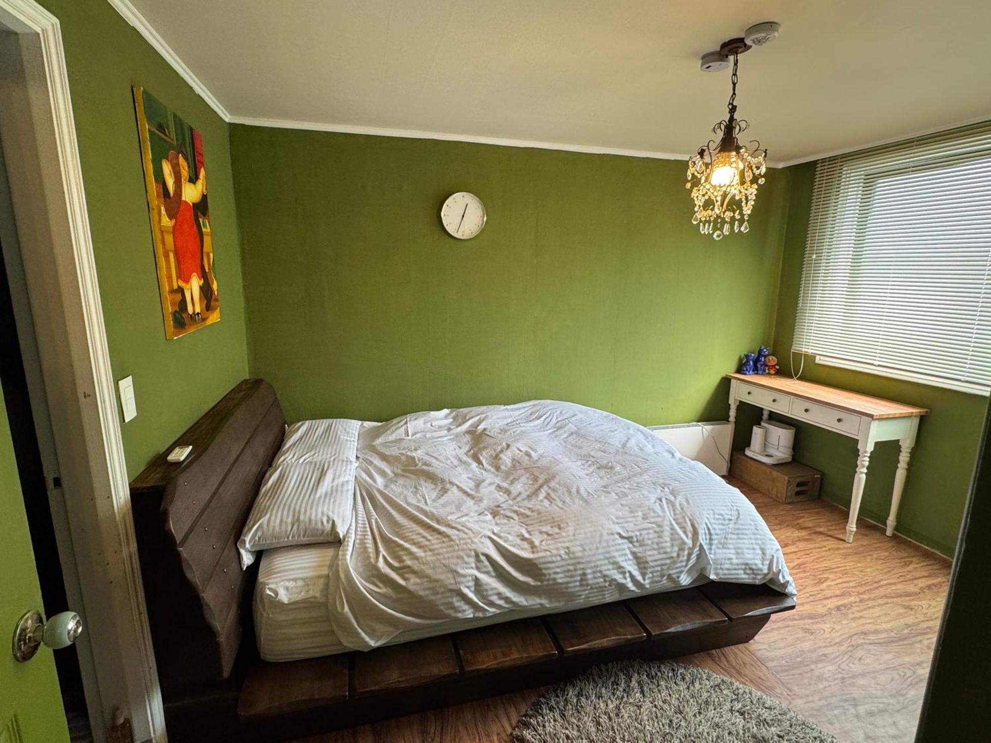 Apartment Where Past Meets Present On Antique Street Seoul