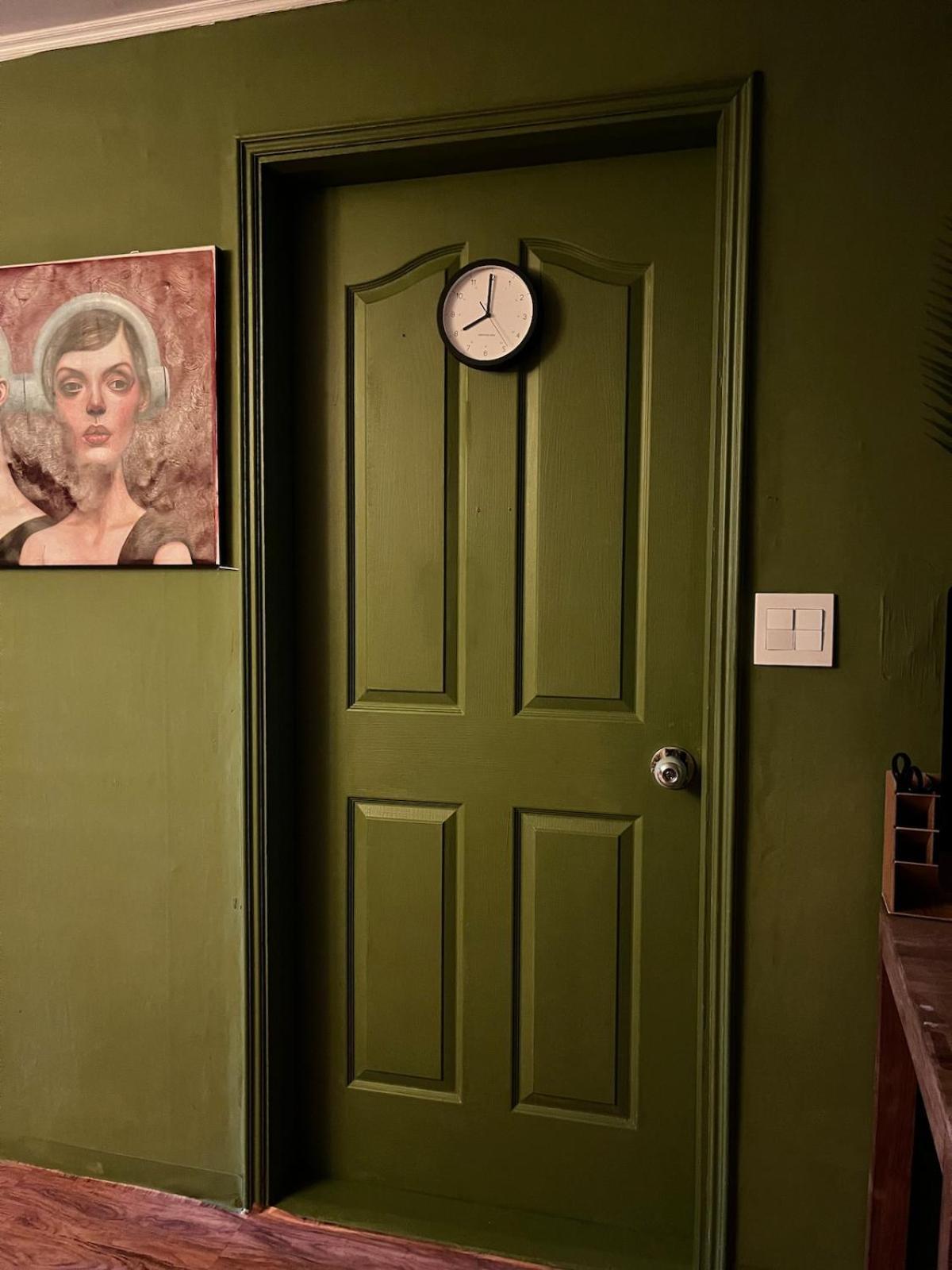 Where Past Meets Present On Antique Street